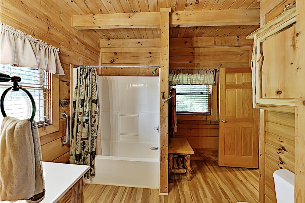 Happy Bear Hollow Villa Sevierville Exterior photo
